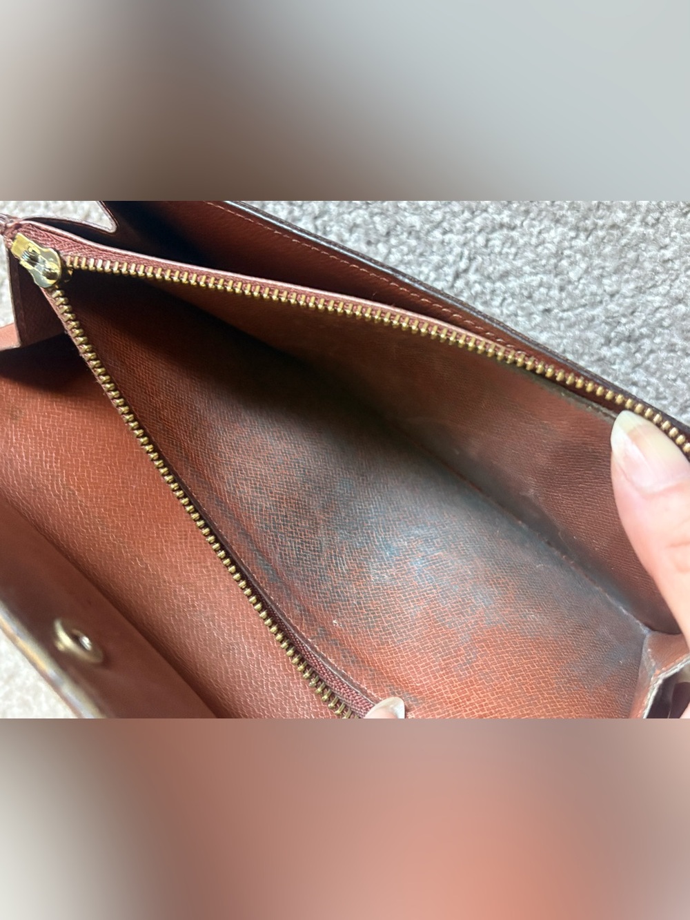Authentic Louis Vuitton Monogram Sarah Wallet Vintage - Picture 5 of 12